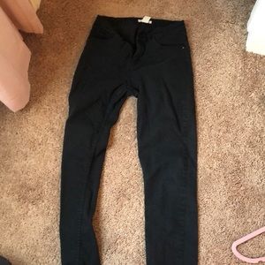Black skinny jeans